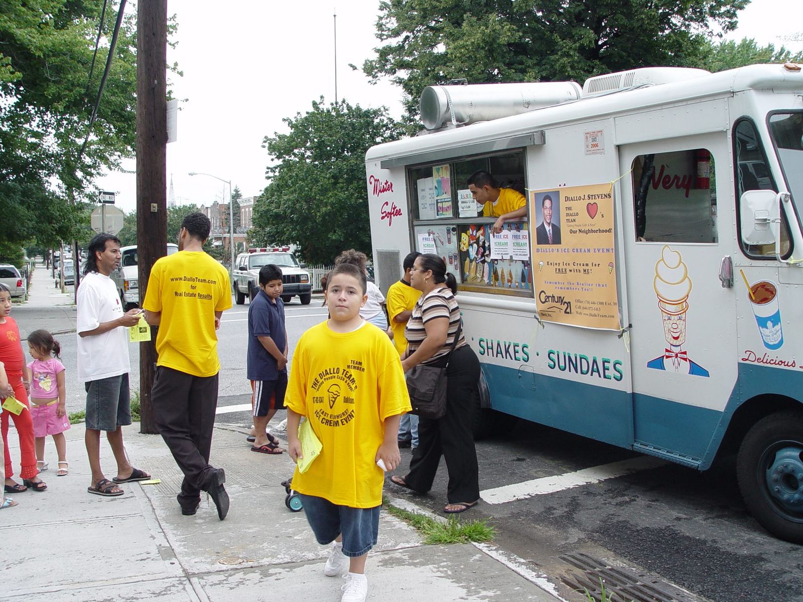 Neighbors at Diallo Stevens’ ice cream event in East Elmhurst